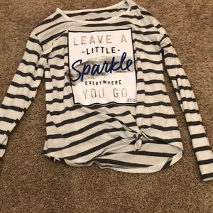 Long sleeve graphic shirt.